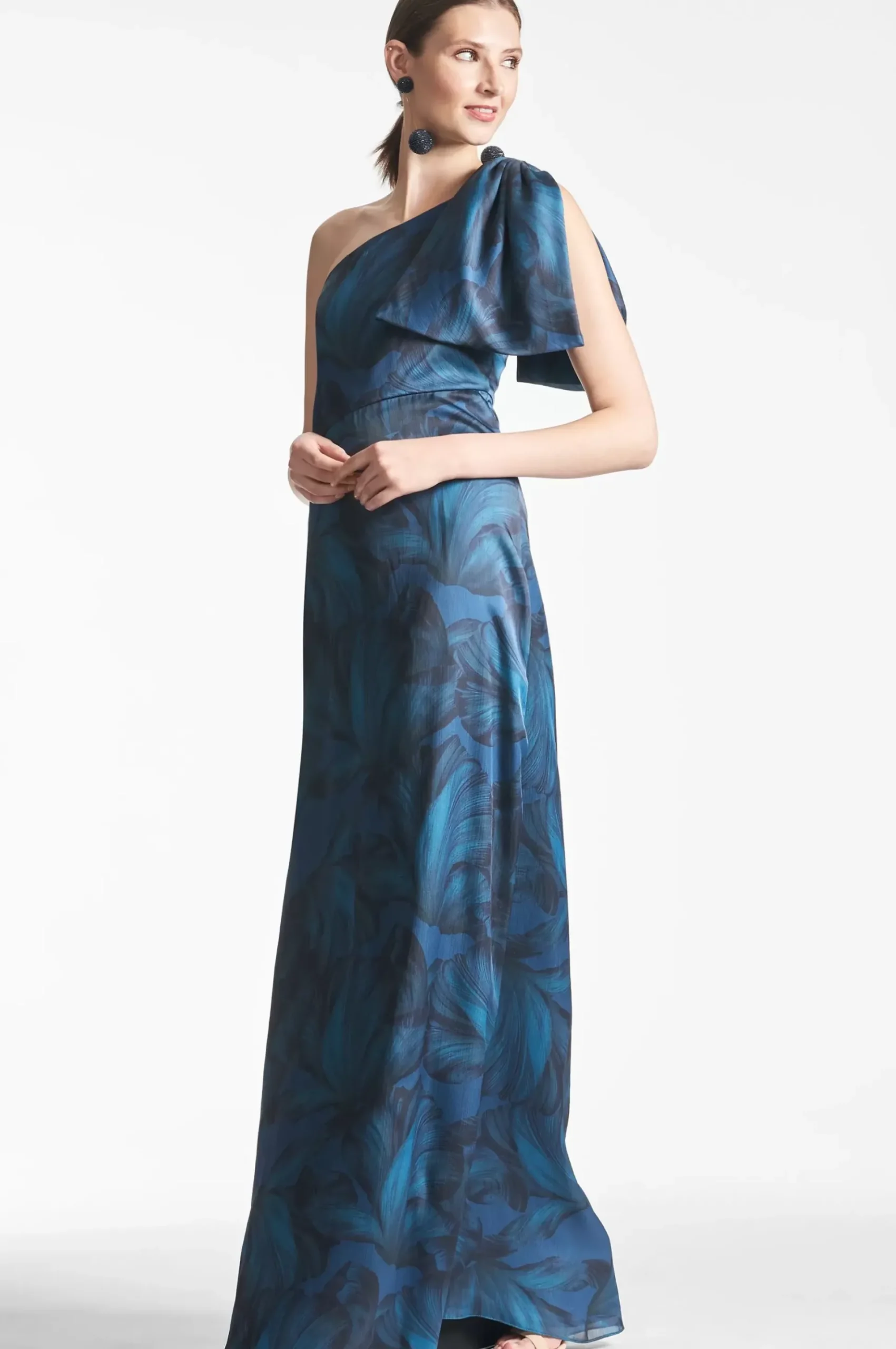 Chelsea Gown-Sachin & Babi New