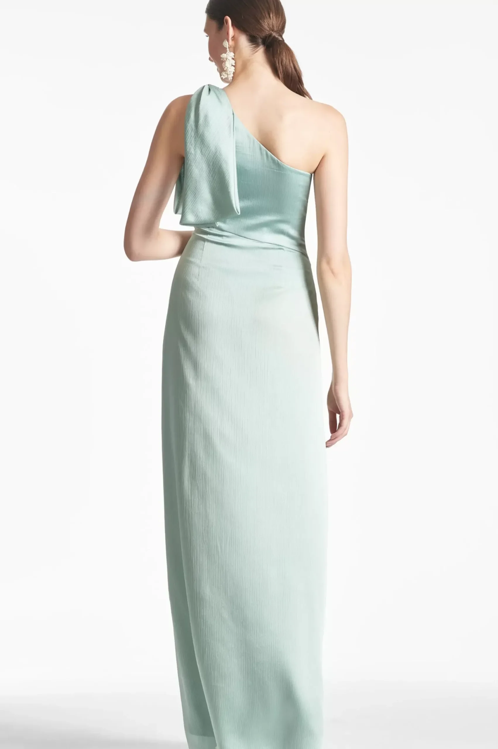Chelsea Gown-Sachin & Babi Online