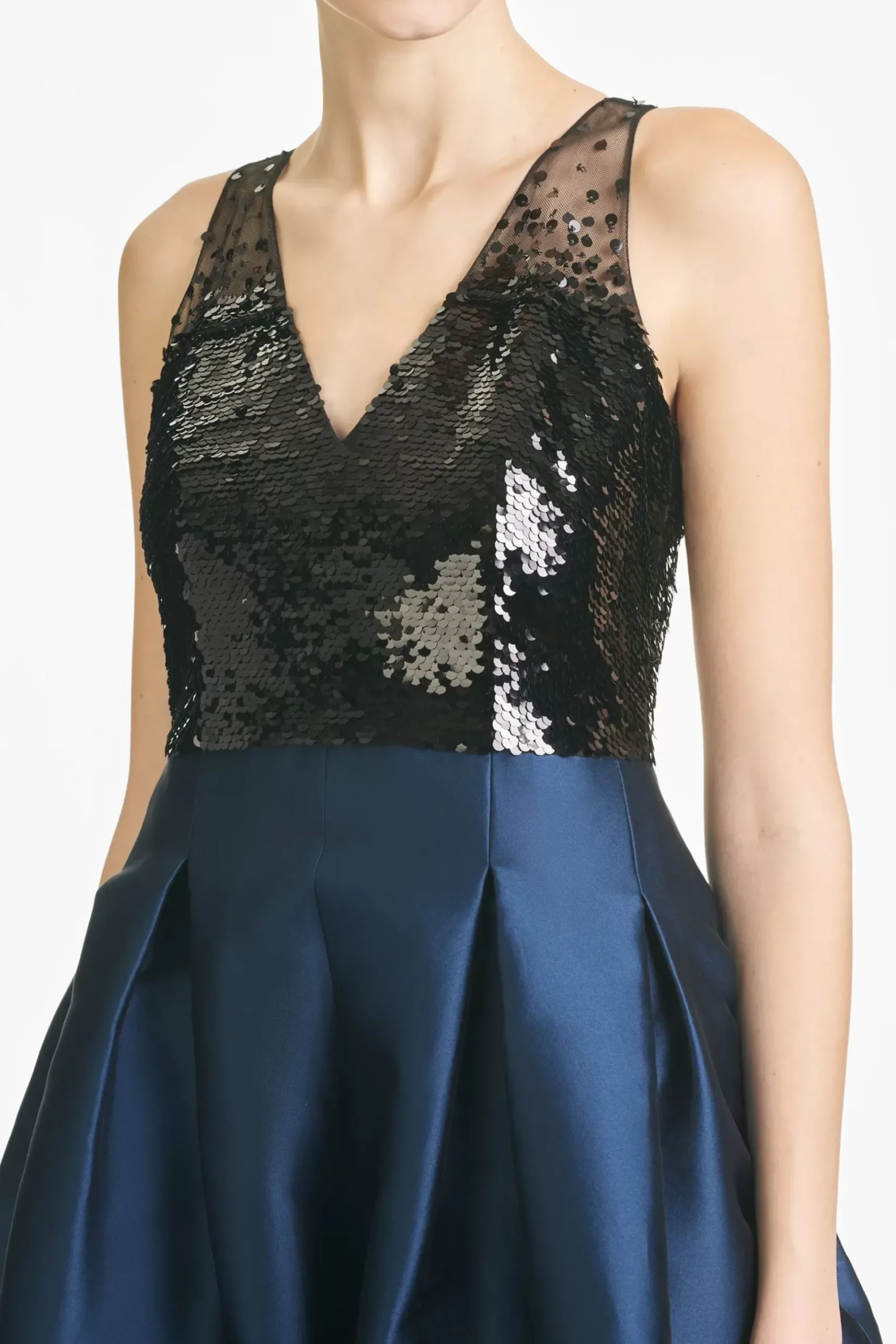 Erica Gown-Sachin & Babi Online